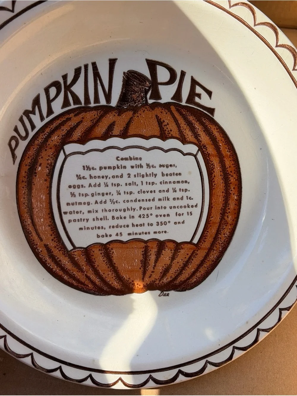 Vintage royal China “ country harvest” pumpkin pie, ceramic dish oven safe